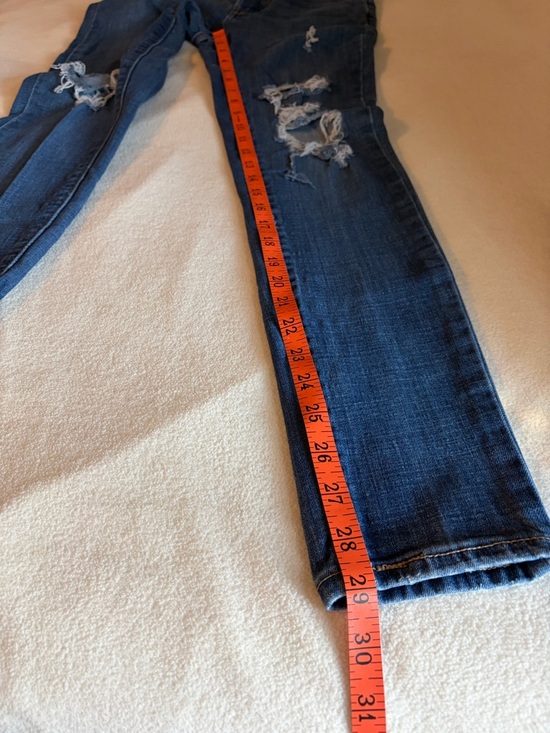 Levi's Dark Blue Distressed Skinny Jeans Size W/26 - Picture 6 of 7